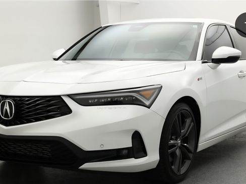 Used 2023 Acura Integra A-Spec image 5