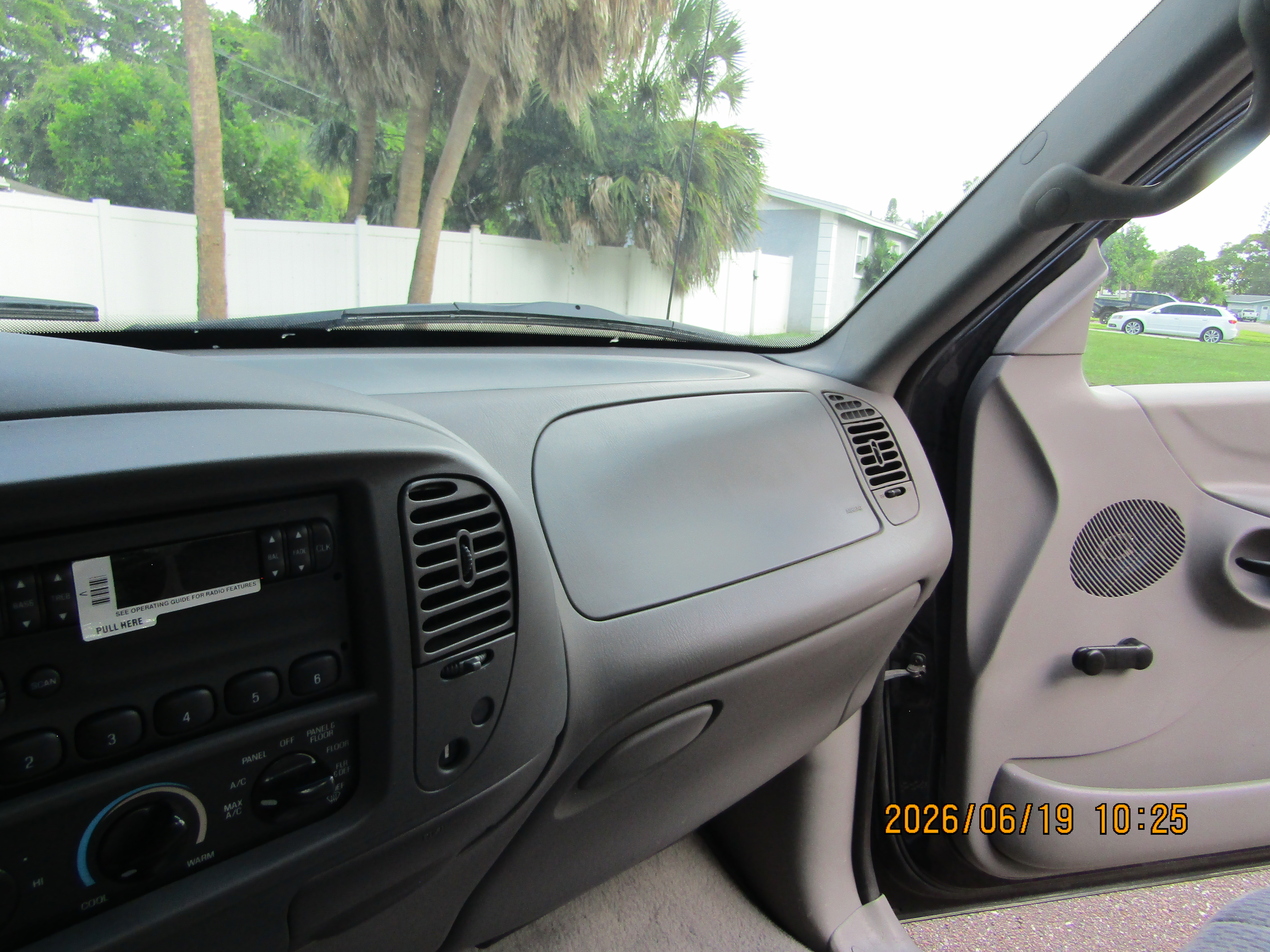 Used 1998 Ford F150 2WD Regular Cab image 23