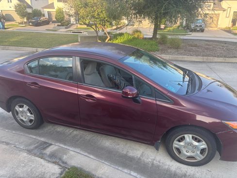 Used 2012 Honda Civic LX image 2