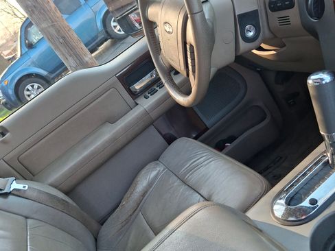 Used 2007 Ford F150 Lariat image 9