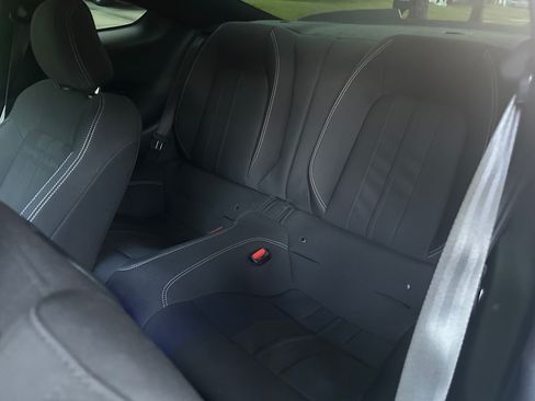 Used 2022 Ford Mustang GT RWD image 12