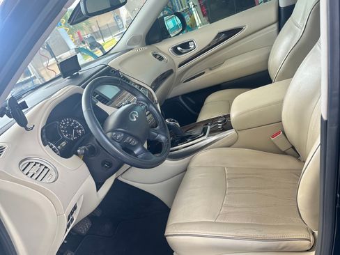 Used 2016 INFINITI QX60 FWD w/ Deluxe Technology Package image 9