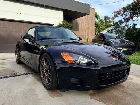 Used 2001 Honda S2000 image 1