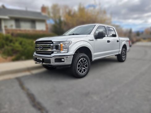 Used 2018 Ford F150 XLT image 2