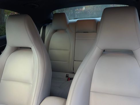 Used 2015 Mercedes-Benz CLA 250 image 14