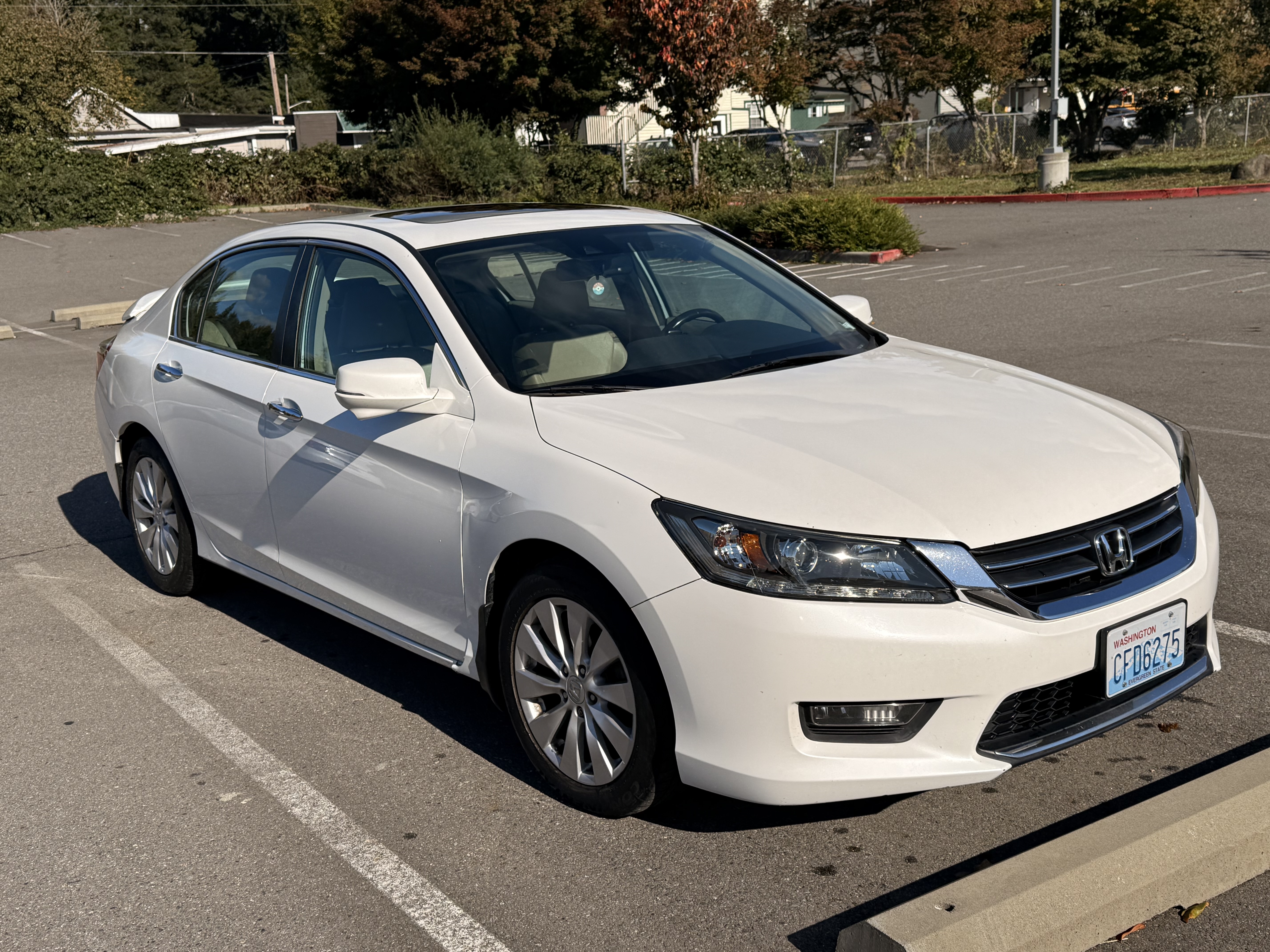 Used 2014 Honda Accord EX-L image 1