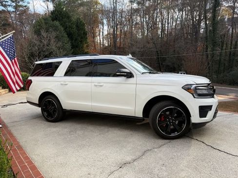 Used 2022 Ford Expedition Max Limited image 1