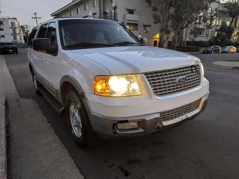 Used 2003 Ford Expedition Eddie Bauer image 6