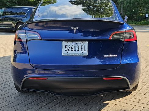 Used 2022 Tesla Model Y Performance AWD/4WD image 14