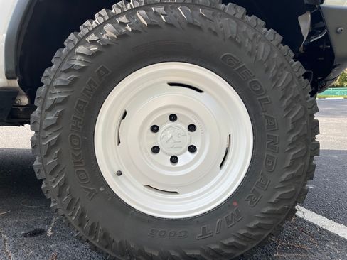 Used 2022 Ford Bronco 4-Door image 11