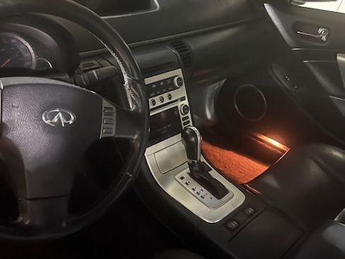 Used 2007 INFINITI G35 Coupe w/ Premium Pkg image 9