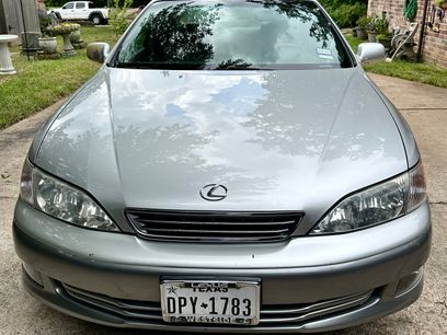 Used 2000 Lexus ES 330