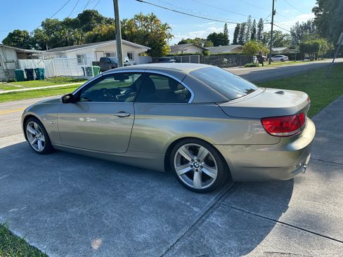 Used 2007 BMW 335i Convertible RWD image 10