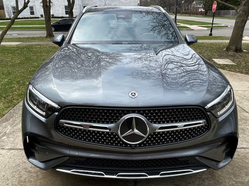 Used 2023 Mercedes-Benz GLC 300 4MATIC image 6