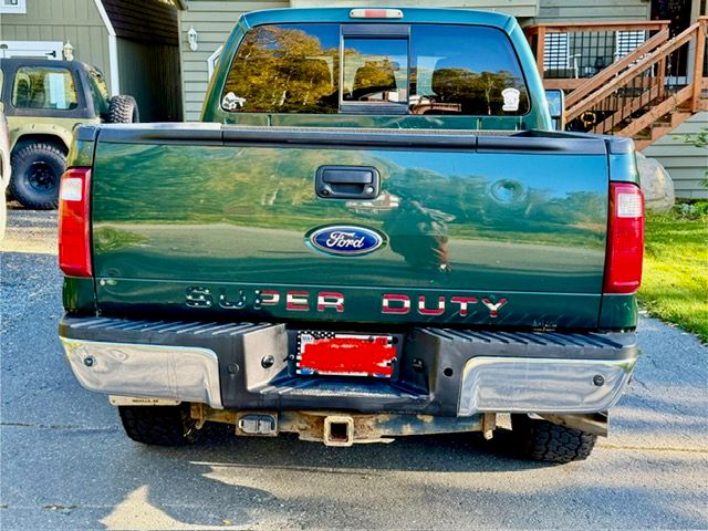 Used 2011 Ford F250 Lariat w/ Lariat Interior Pkg AWD/4WD image 6