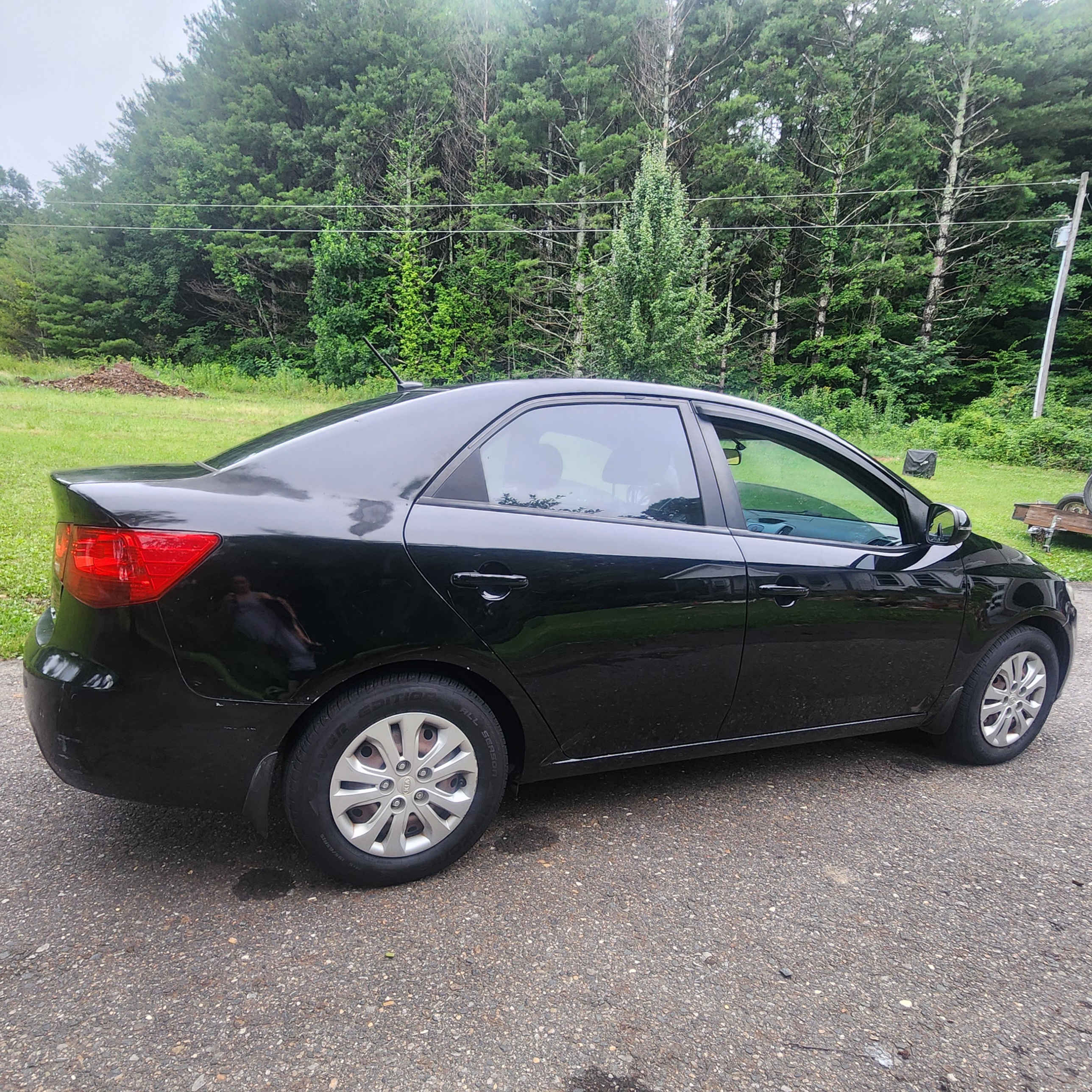 Used 2013 Kia Forte EX FWD image 2