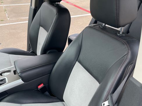 Used 2013 Ford Edge SEL AWD/4WD image 15