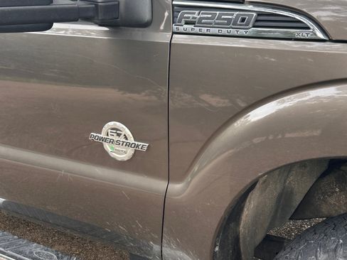 Used 2016 Ford F250 XLT w/ XLT Value Package image 9