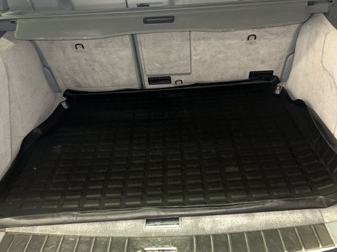 Used 2004 Porsche Cayenne S image 17