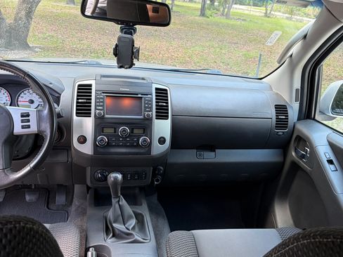 Used 2017 Nissan Frontier PRO-4X AWD/4WD image 20