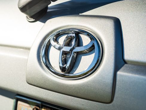 Used 2007 Toyota 4Runner Sport image 14