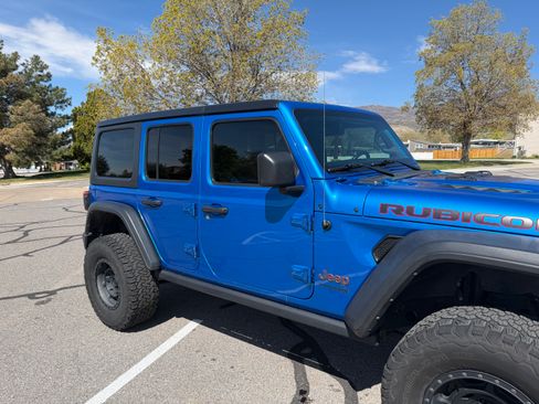 Used 2021 Jeep Wrangler Unlimited Rubicon AWD/4WD image 12