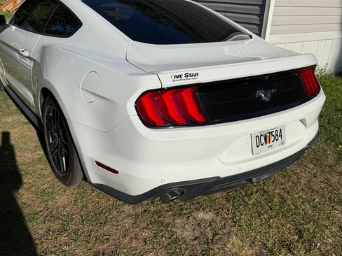 Used 2023 Ford Mustang Premium RWD image 4
