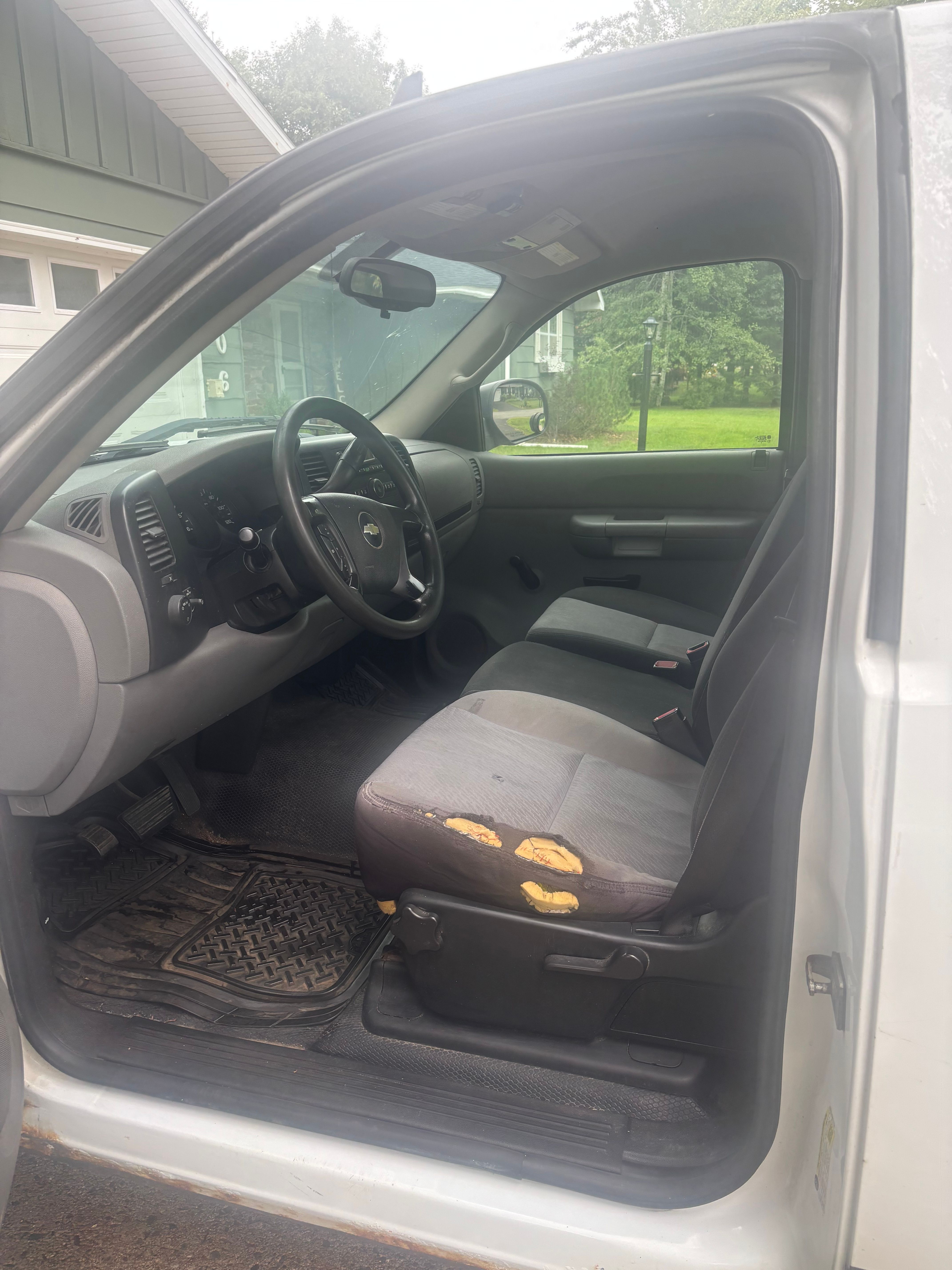 Used 2009 Chevrolet Silverado 1500 W/T RWD image 12