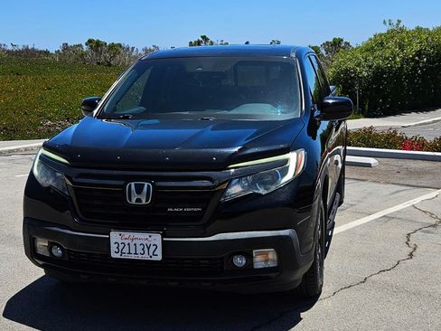 Used 2017 Honda Ridgeline Black Edition image 5
