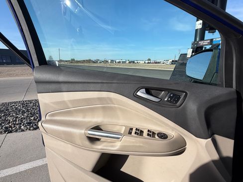 Used 2016 Ford Escape Titanium w/ Equipment Group 301A AWD/4WD image 1