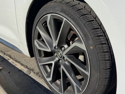 Used 2020 Toyota Corolla SE image 6