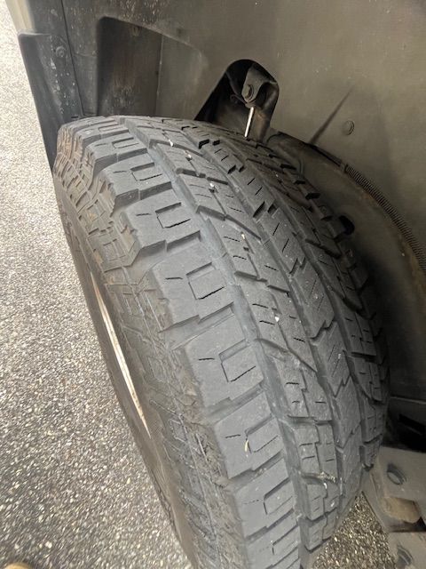 Used 2003 HUMMER H2 w/ Preferred Equipment Group AWD/4WD image 19
