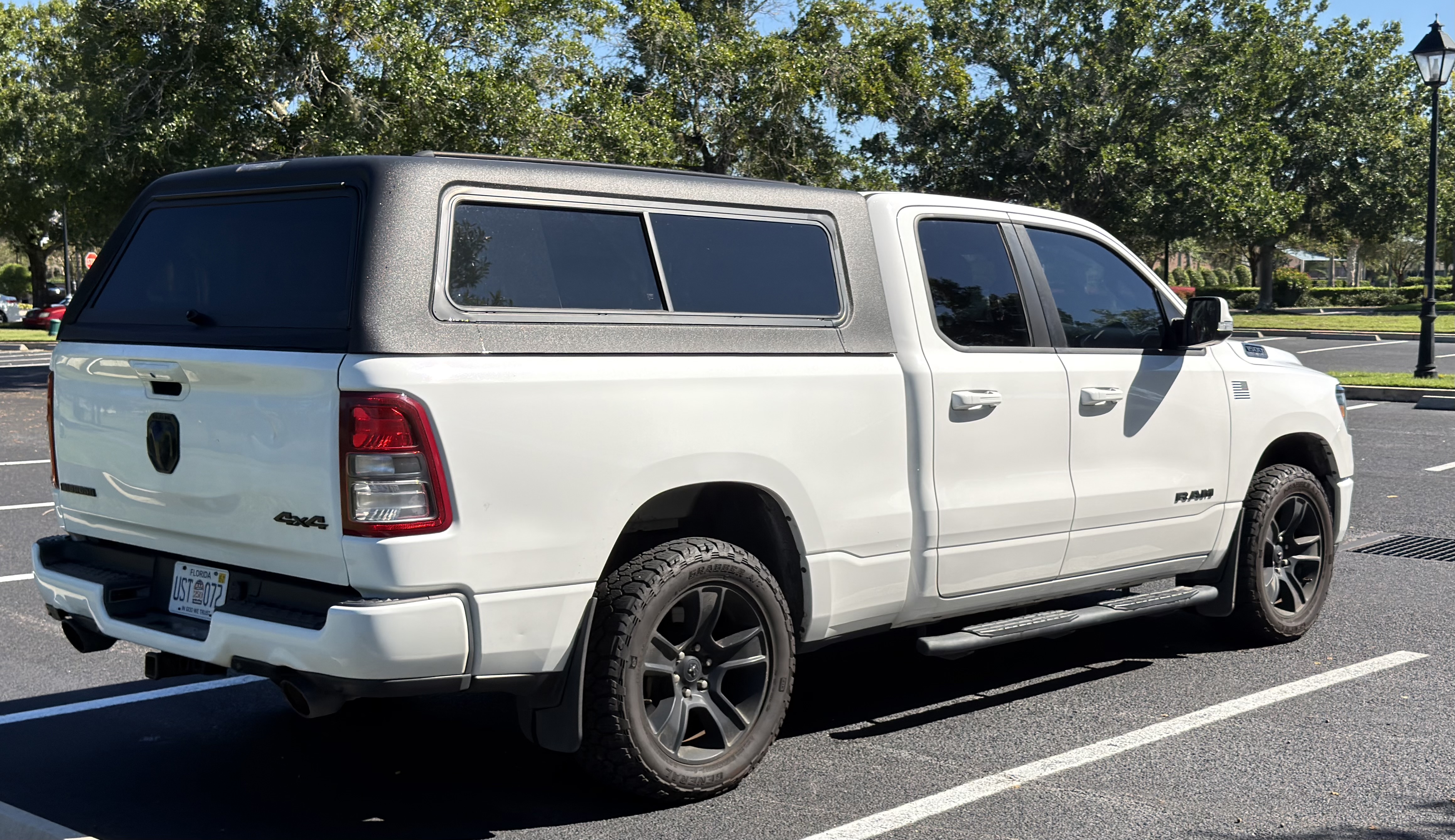 Used 2020 RAM 1500 Big Horn AWD/4WD image 6