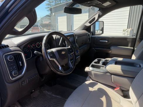 Used 2021 Chevrolet Silverado 2500 LT w/ Convenience Package AWD/4WD image 19