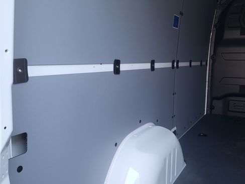 Used 2023 Mercedes-Benz Sprinter 2500 image 6