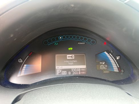 Used 2015 Nissan Leaf S w/ Charge Package FWD image 10