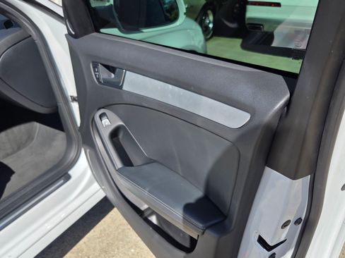 Used 2014 Audi S4 Prestige w/ Prestige Package image 18