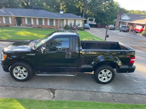 Used 2009 Ford F150 STX RWD image 1