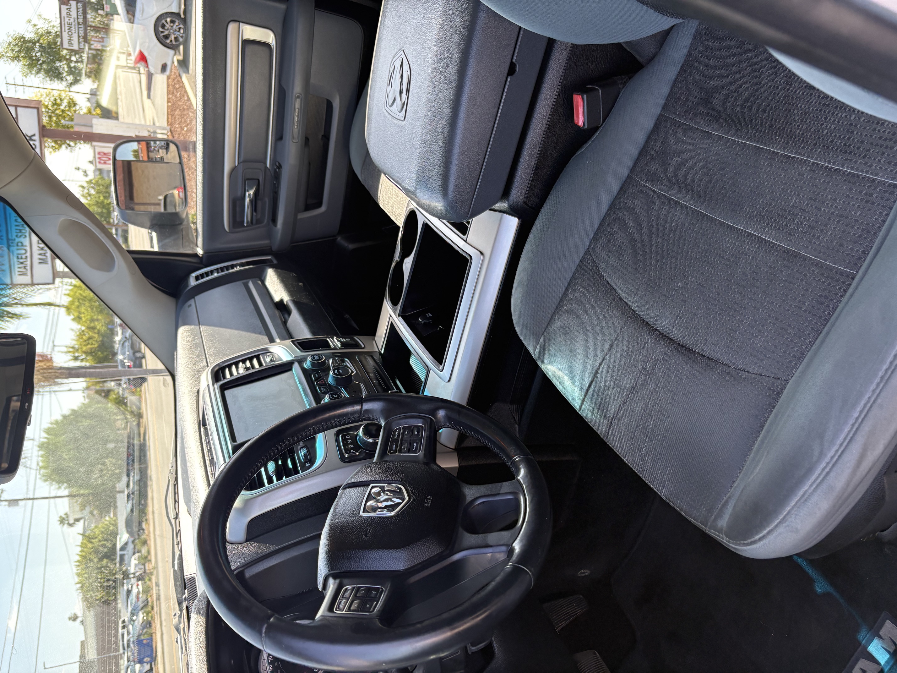 Used 2015 RAM 1500 Big Horn RWD image 9