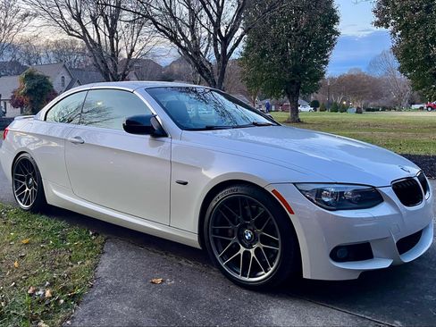Used 2013 BMW 335i 335i Convertible 2D image 11