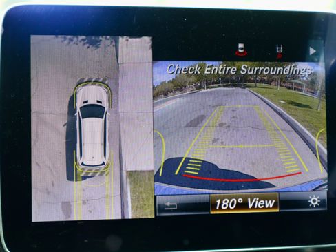 Used 2019 Mercedes-Benz GLS 450 4MATIC image 9