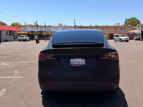 Used 2020 Tesla Model X Long Range AWD/4WD image 5