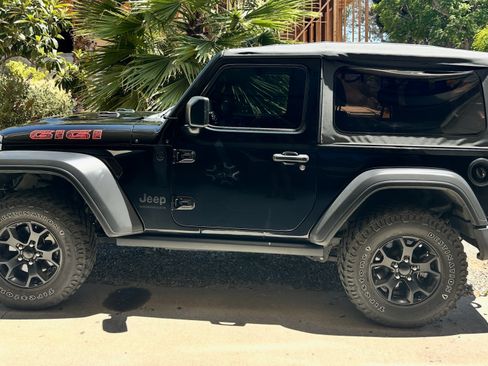 Used 2021 Jeep Wrangler Sport AWD/4WD image 1