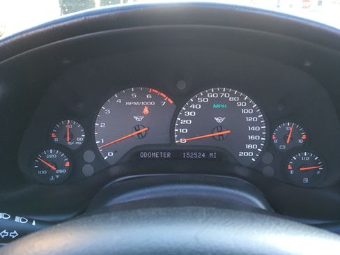 Used 1998 Chevrolet Corvette Convertible w/ Memory Pkg image 13