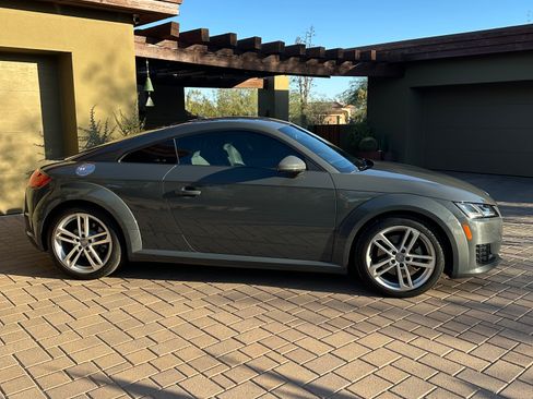 Used 2017 Audi TT 2.0T image 1