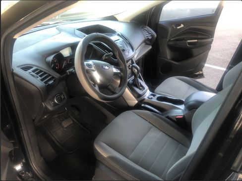 Used 2016 Ford Escape SE image 17