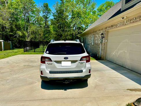 Used 2016 Subaru Outback 3.6R Limited image 6