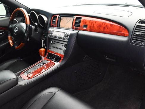 Used 2010 Lexus SC 430 Convertible w/ Preferred Accessory Package RWD image 30