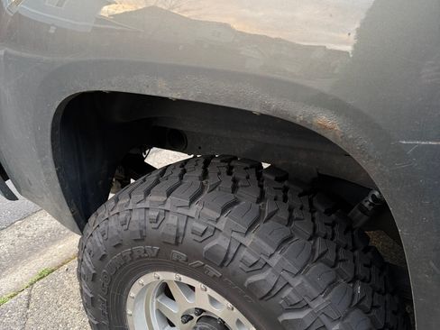 Used 2011 GMC Sierra 2500 SLE image 10