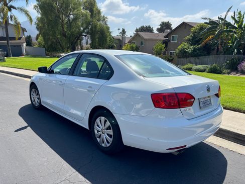 Used 2014 Volkswagen Jetta S image 6
